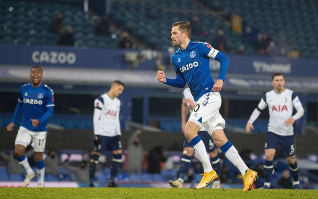 造了一套更 造了一套更